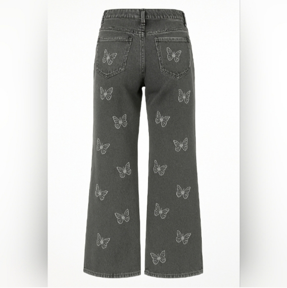 Butterfly Embroidered Gray Women Jeans - Picture 6 of 7